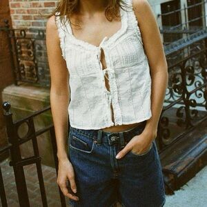 Zara Ruffle Eyelet Lace Tie Front Tank Top in White - XS